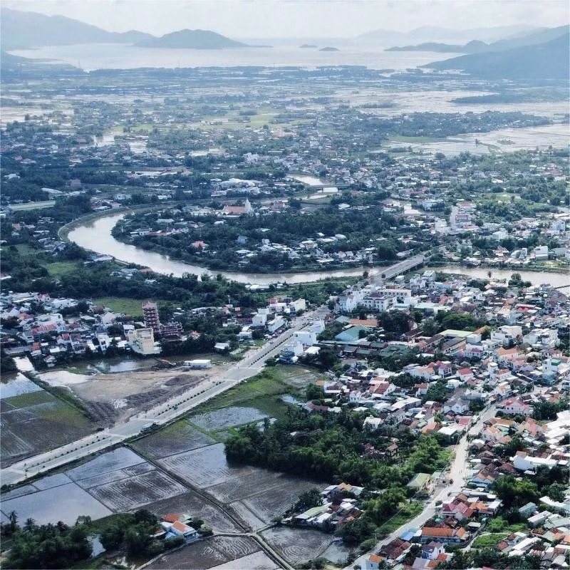 Xã Vạn Long, Huyện Vạn Ninh, Khánh Hòa: Dân cư, giao thông & các địa điểm nổi bật trên địa bàn (trước và sau sáp nhập) 1 Xã Vạn Long, Vạn Ninh, Khánh Hòa