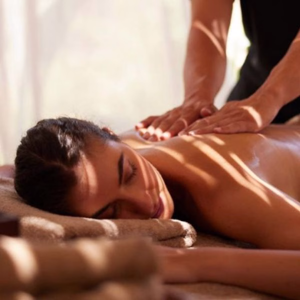 Massage truyền thống Việt Nam